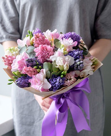 Бесплатная доставка цветов в Боброве
